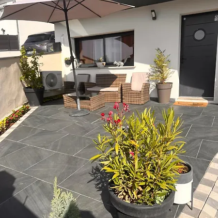 Apartment Maison Chanteranne Avec Parking Gratuit