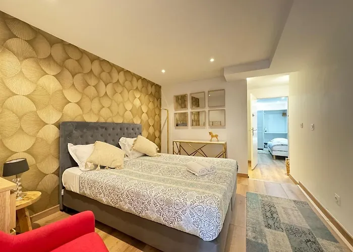 Maison Chanteranne Avec Parking Gratuit *