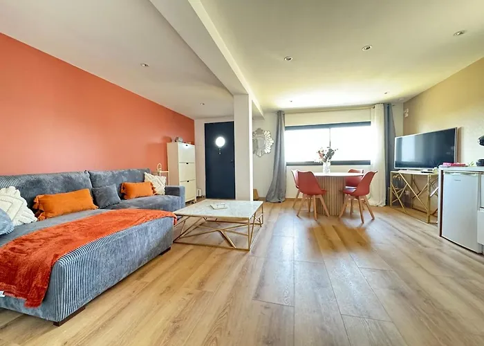 Maison Chanteranne Avec Parking Gratuit Lägenhet